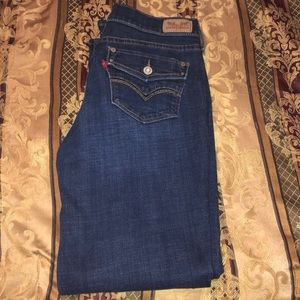 Levi’s dark wash jeans